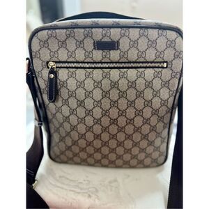 GUCCI GG Supreme Coated Canvas Shoulder Crossbody Unisex Messenger Bag